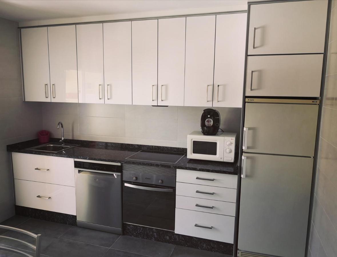 Piso Auditorio Ourense Apartment Bagian luar foto