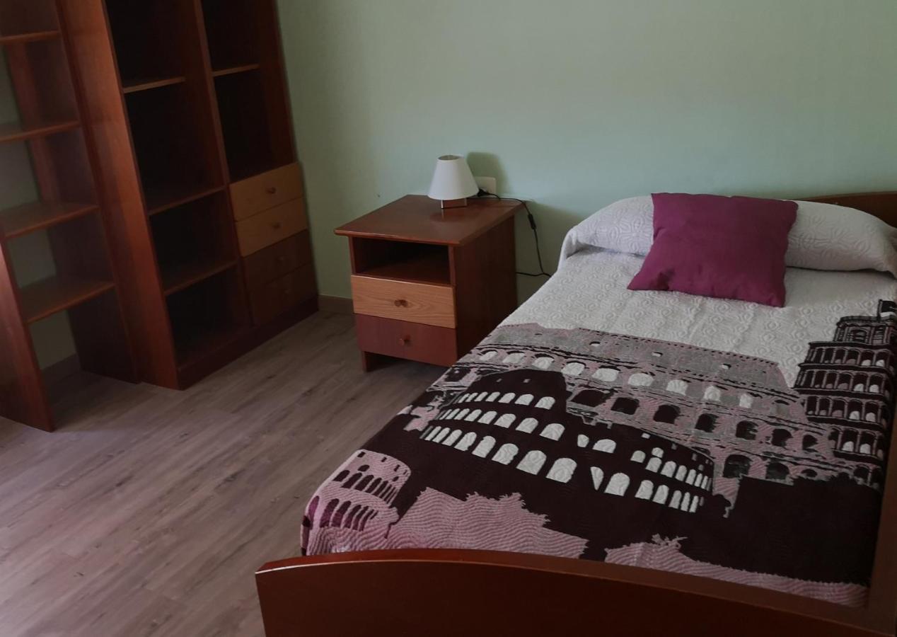 Piso Auditorio Ourense Apartment Bagian luar foto